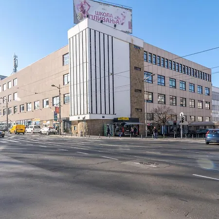 Pensiune Joy - Sports Center Tasmajdan 4*