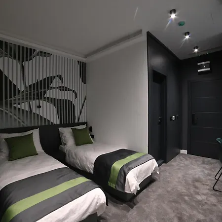 Joy - Sports Center Tasmajdan Pensiune 4*